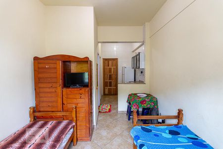 Quarto  de kitnet/studio para alugar com 1 quarto, 22m² em Icaraí, Niterói