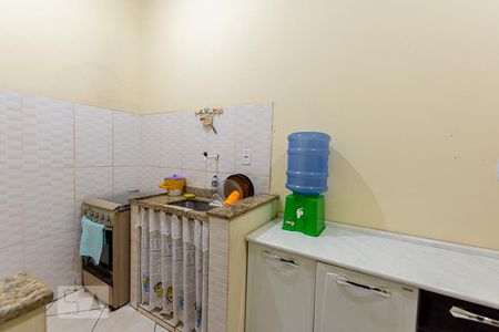 Cozinha  de kitnet/studio para alugar com 1 quarto, 35m² em Icaraí, Niterói