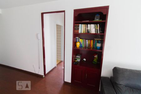 Apartamento para alugar com 72m², 2 quartos e sem vaga Apartamento para alugar com 72m², 2 quartos e sem vagaSala