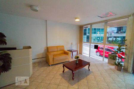 Apartamento para alugar com 72m², 2 quartos e sem vaga Apartamento para alugar com 72m², 2 quartos e sem vagaHall de Entrada