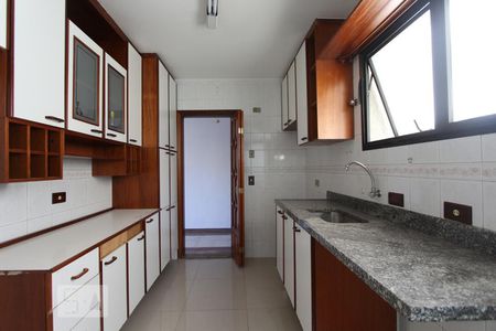 Apartamento para alugar com 80m², 3 quartos e 1 vaga Apartamento para alugar com 80m², 3 quartos e 1 vagaCozinha