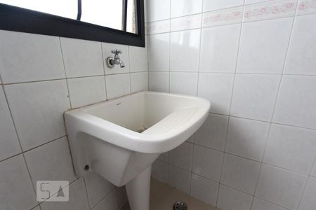 Apartamento para alugar com 80m², 3 quartos e 1 vaga Apartamento para alugar com 80m², 3 quartos e 1 vagaÁrea de serviço