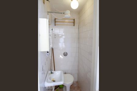 Apartamento para alugar com 100m², 3 quartos e 1 vaga Apartamento para alugar com 100m², 3 quartos e 1 vagaBanheiro de Serviço
