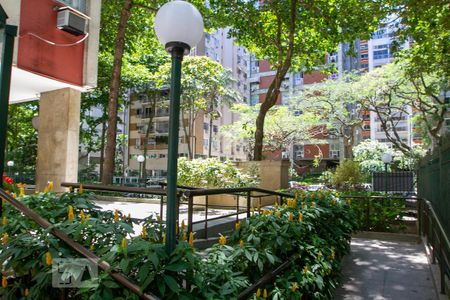 Apartamento para alugar com 100m², 3 quartos e 1 vaga Apartamento para alugar com 100m², 3 quartos e 1 vagaEntrada do Prédio