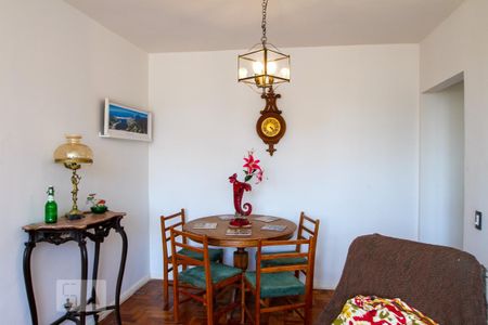 Sala de apartamento para alugar com 3 quartos, 100m² em Leblon, Rio de Janeiro