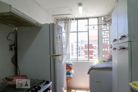 Apartamento para alugar com 100m², 3 quartos e 1 vaga Apartamento para alugar com 100m², 3 quartos e 1 vagaCozinha e Área de Serviço