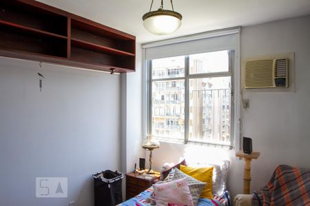 Quarto 1 de apartamento para alugar com 3 quartos, 100m² em Leblon, Rio de Janeiro