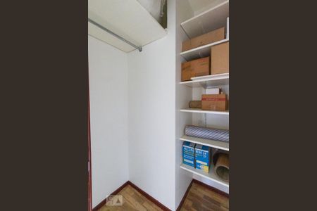 Apartamento para alugar com 88m², 2 quartos e 1 vaga Apartamento para alugar com 88m², 2 quartos e 1 vagaCloset Quarto