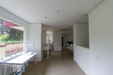 Apartamento para alugar com 88m², 2 quartos e 1 vaga Apartamento para alugar com 88m², 2 quartos e 1 vagaÁrea comum - Salão de festas 1