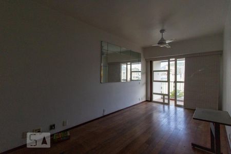 Sala de apartamento para alugar com 2 quartos, 88m² em Botafogo, Rio de Janeiro