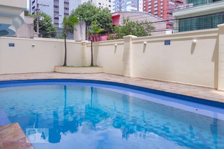 Apartamento à venda com 156m², 5 quartos e 3 vagasÁrea comum - Piscina
