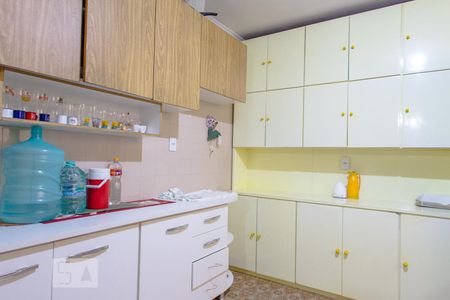 Casa à venda com 280m², 5 quartos e 4 vagasCozinha