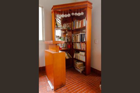 Casa à venda com 280m², 5 quartos e 4 vagasDetalhe Salão