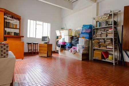 Casa à venda com 280m², 5 quartos e 4 vagasSalão