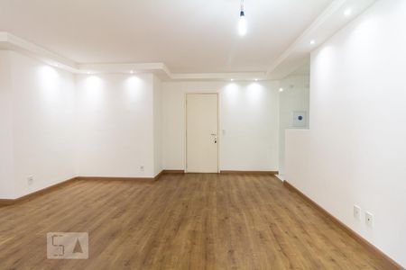 Sala de apartamento para alugar com 2 quartos, 77m² em Jardim Arpoador, São Paulo