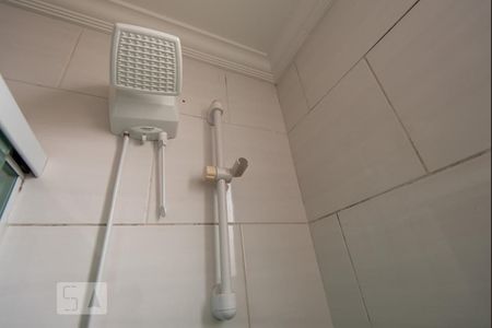 Banheiro de apartamento à venda com 2 quartos, 56m² em Vila Príncipe de Gales, Santo André