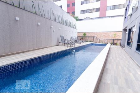 Studio à venda com 29m², 1 quarto e sem vaga Studio à venda com 29m², 1 quarto e sem vagaPiscina