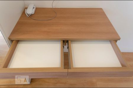 Gavetas de kitnet/studio para alugar com 1 quarto, 13m² em Campos Elíseos, São Paulo