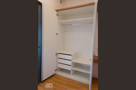 Armário de kitnet/studio para alugar com 1 quarto, 13m² em Campos Elíseos, São Paulo