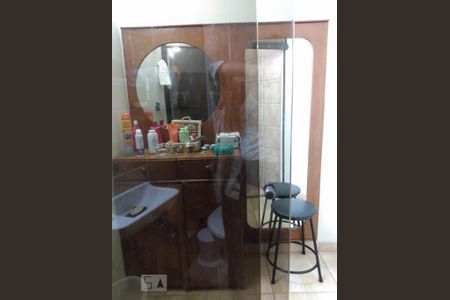 Banheiro da Suíte de casa à venda com 2 quartos, 125m² em Jardim da Gloria, Taboão da Serra
