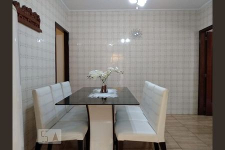 Casa à venda com 125m², 2 quartos e 3 vagas Casa à venda com 125m², 2 quartos e 3 vagasSala de Jantar