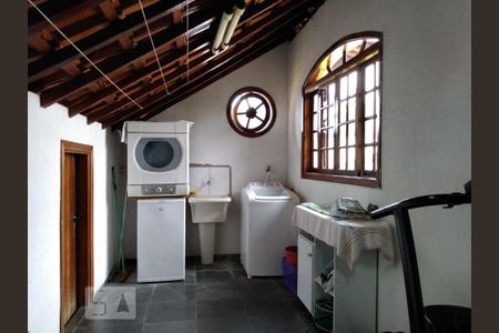 Casa à venda com 125m², 2 quartos e 3 vagas Casa à venda com 125m², 2 quartos e 3 vagasÁrea de Serviço