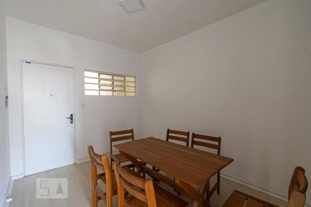 Apartamento à venda com 42m², 1 quarto e 1 vaga Apartamento à venda com 42m², 1 quarto e 1 vagaSala
