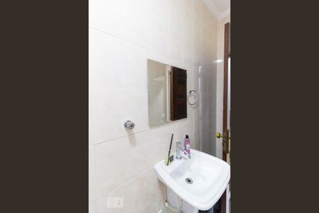 Casa à venda com 216m², 4 quartos e 3 vagas Casa à venda com 216m², 4 quartos e 3 vagasBanheiro 1