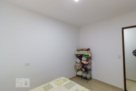 Casa à venda com 216m², 4 quartos e 3 vagas Casa à venda com 216m², 4 quartos e 3 vagasQuarto 3