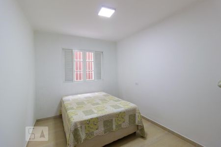Casa à venda com 216m², 4 quartos e 3 vagas Casa à venda com 216m², 4 quartos e 3 vagasQuarto 3
