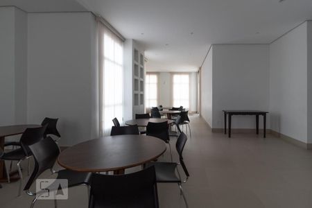 Apartamento para alugar com 50m², 2 quartos e 1 vagaÁrea comum - Salão de festas