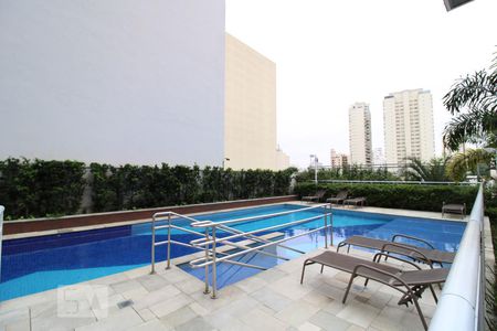 Studio para alugar com 35m², 1 quarto e 1 vaga Studio para alugar com 35m², 1 quarto e 1 vagaPiscina