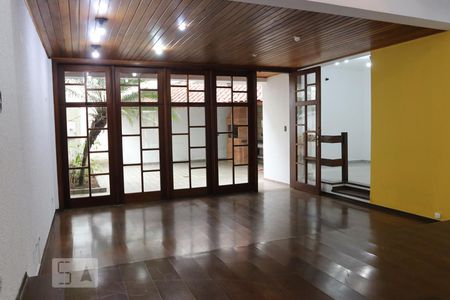 Casa à venda com 4 quartos, 360m² em Jardim do Mar, São Bernardo do Campo