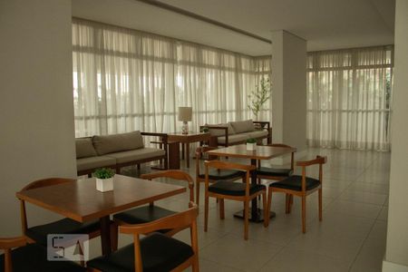 Apartamento para alugar com 43m², 1 quarto e 1 vaga Apartamento para alugar com 43m², 1 quarto e 1 vagaÁrea comum - Salão de festas