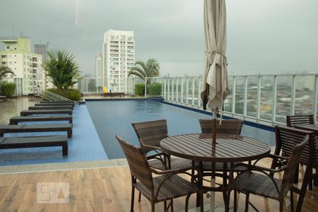 Apartamento para alugar com 43m², 1 quarto e 1 vaga Apartamento para alugar com 43m², 1 quarto e 1 vagaÁrea comum - Piscina