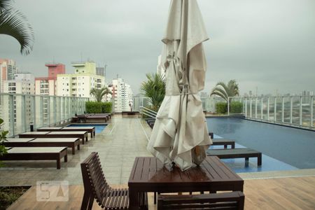 Apartamento para alugar com 43m², 1 quarto e 1 vaga Apartamento para alugar com 43m², 1 quarto e 1 vagaÁrea comum - Piscina