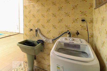 Casa para alugar com 360m², 4 quartos e 10 vagasLavanderia