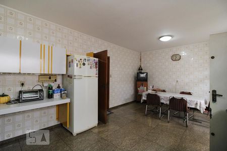 Casa para alugar com 360m², 4 quartos e 10 vagasCozinha