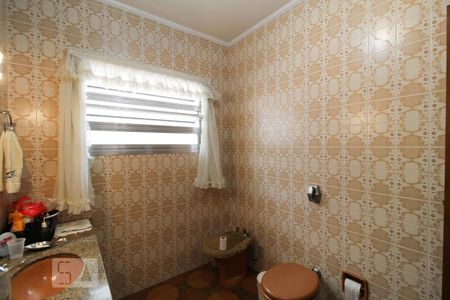 Casa para alugar com 360m², 4 quartos e 10 vagasBanheiro da Suíte