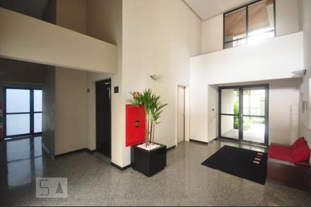 Hall Social de apartamento para alugar com 3 quartos, 156m² em Vila Suzana, São Paulo