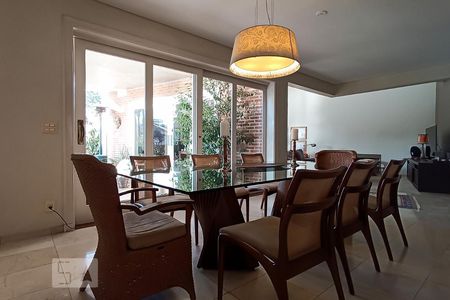 Sala de jantar de casa de condomínio à venda com 4 quartos, 550m² em Alphaville, Santana de Parnaíba