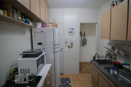 Apartamento à venda com 60m², 2 quartos e 1 vaga Apartamento à venda com 60m², 2 quartos e 1 vagaCozinha