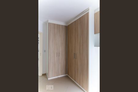 Armário de apartamento para alugar com 2 quartos, 50m² em Vila Sao Pedro, Santo André