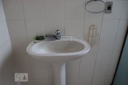 Casa à venda com 250m², 6 quartos e 3 vagasBanheiro 1