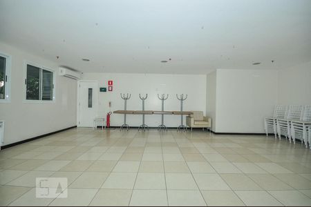 Apartamento para alugar com 65m², 2 quartos e 1 vaga Apartamento para alugar com 65m², 2 quartos e 1 vagaÁrea Comum