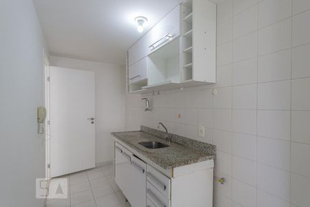 Apartamento para alugar com 65m², 2 quartos e 1 vaga Apartamento para alugar com 65m², 2 quartos e 1 vagaCozinha e Área de Serviço