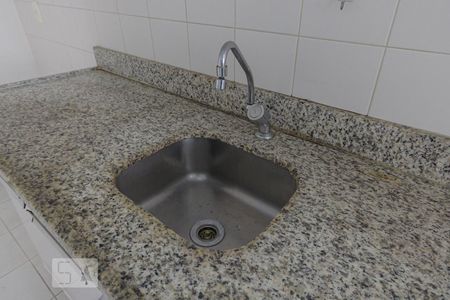 Apartamento para alugar com 65m², 2 quartos e 1 vaga Apartamento para alugar com 65m², 2 quartos e 1 vagaCozinha e Área de Serviço