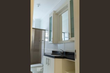 Apartamento para alugar com 69m², 2 quartos e sem vaga Apartamento para alugar com 69m², 2 quartos e sem vagaBanheiro
