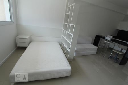 Quarto de apartamento para alugar com 1 quarto, 33m² em Centro, Curitiba