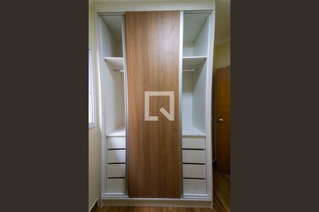 Casa à venda com 136m², 3 quartos e 5 vagasQuarto